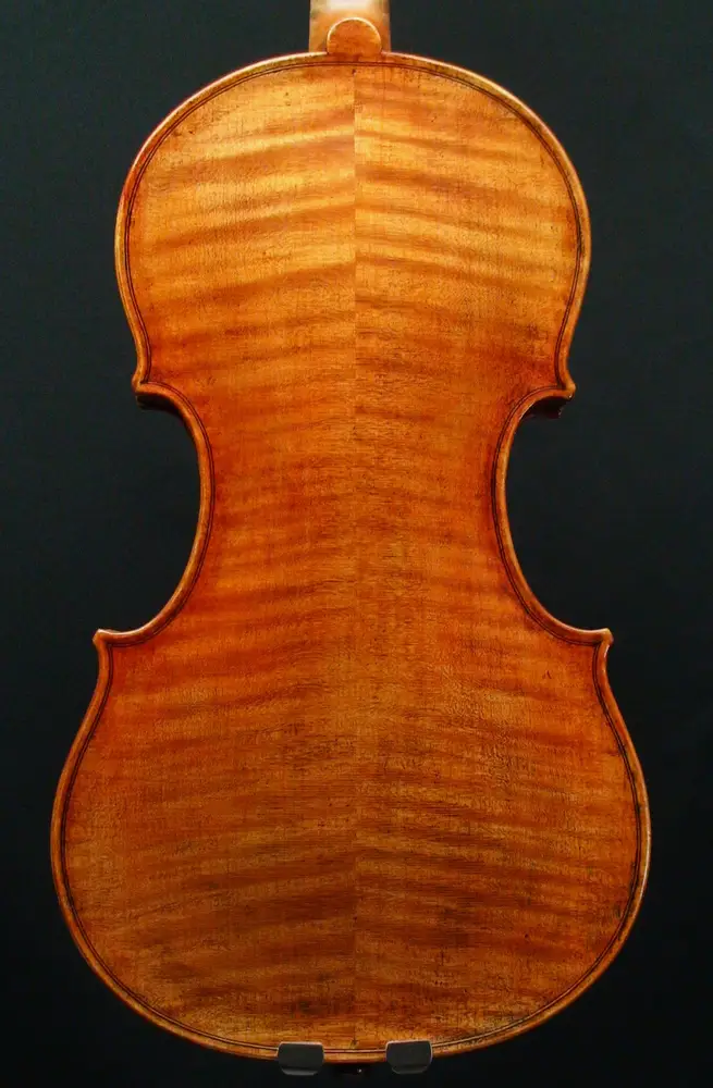 m-landry-violon-1-fond_1000