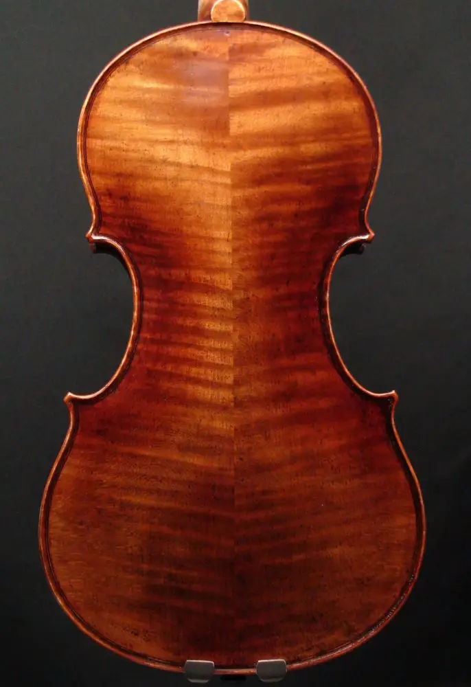 m-landry-violon-2-fond_1000
