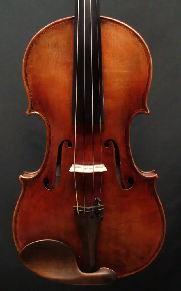 m-landry-violon-6-dessus_1000