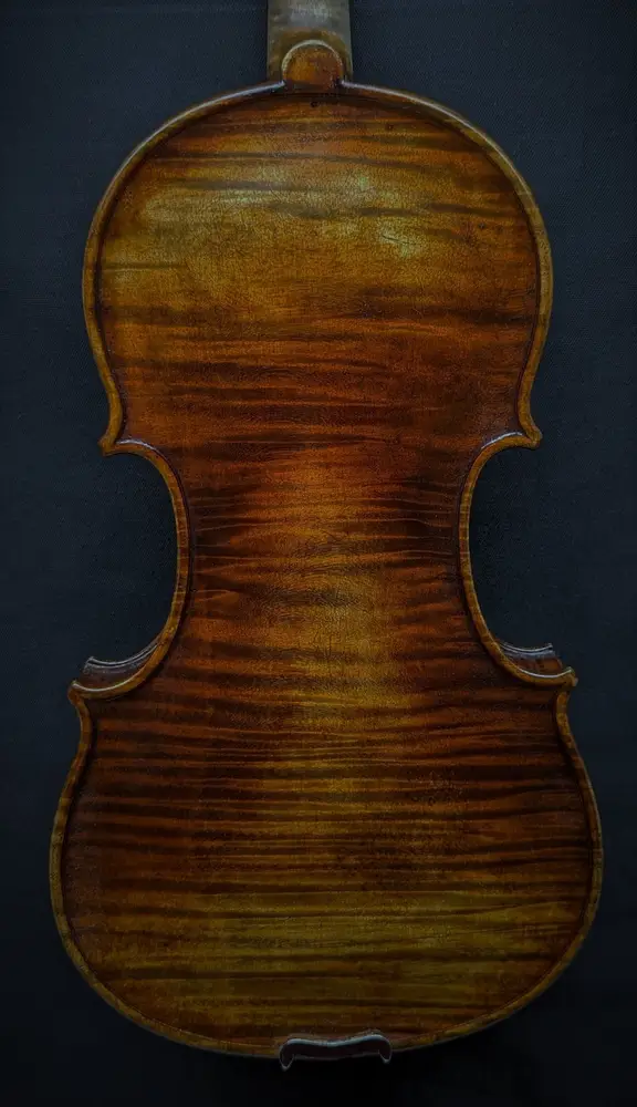 violon-sept-huitieme-atelier-fond_1000